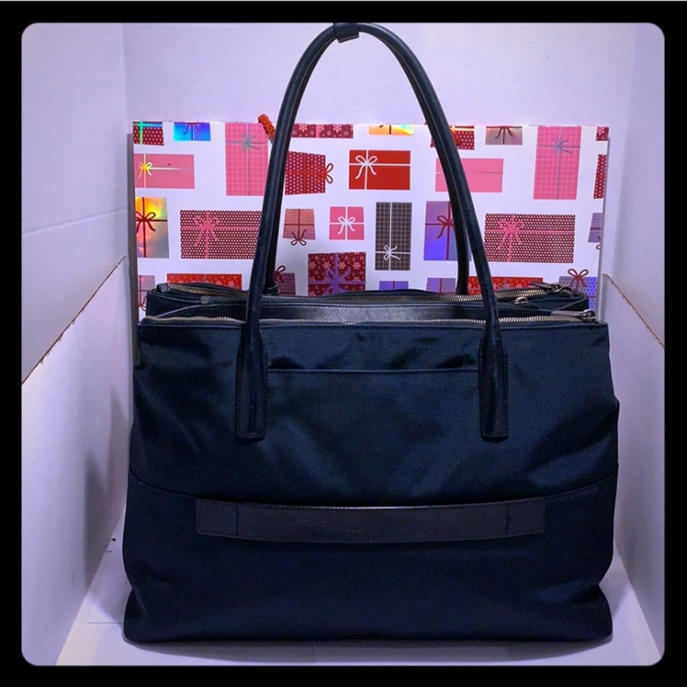 GentlyUsed TUMI Navy Blue Weekender/ Travel Bag